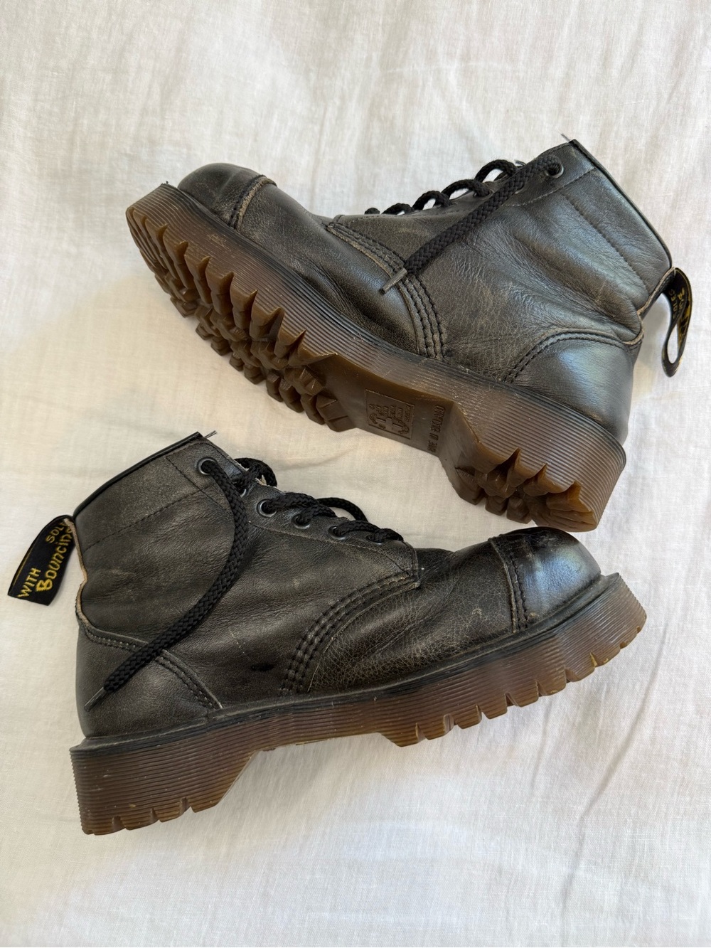 DR. MARTENS Vintage 90’s ENGLAND Chunky Combat Boots Steel Toe Y2K